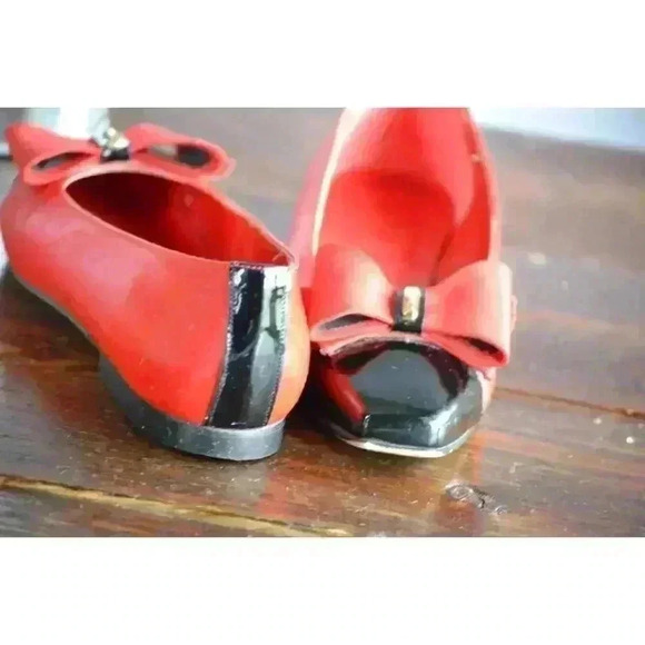 Jacqueline‎ Ferrar Red Leather Women's 5M FlatShoes Bow Squared Toe Mid Century - Picture 3 of 5
